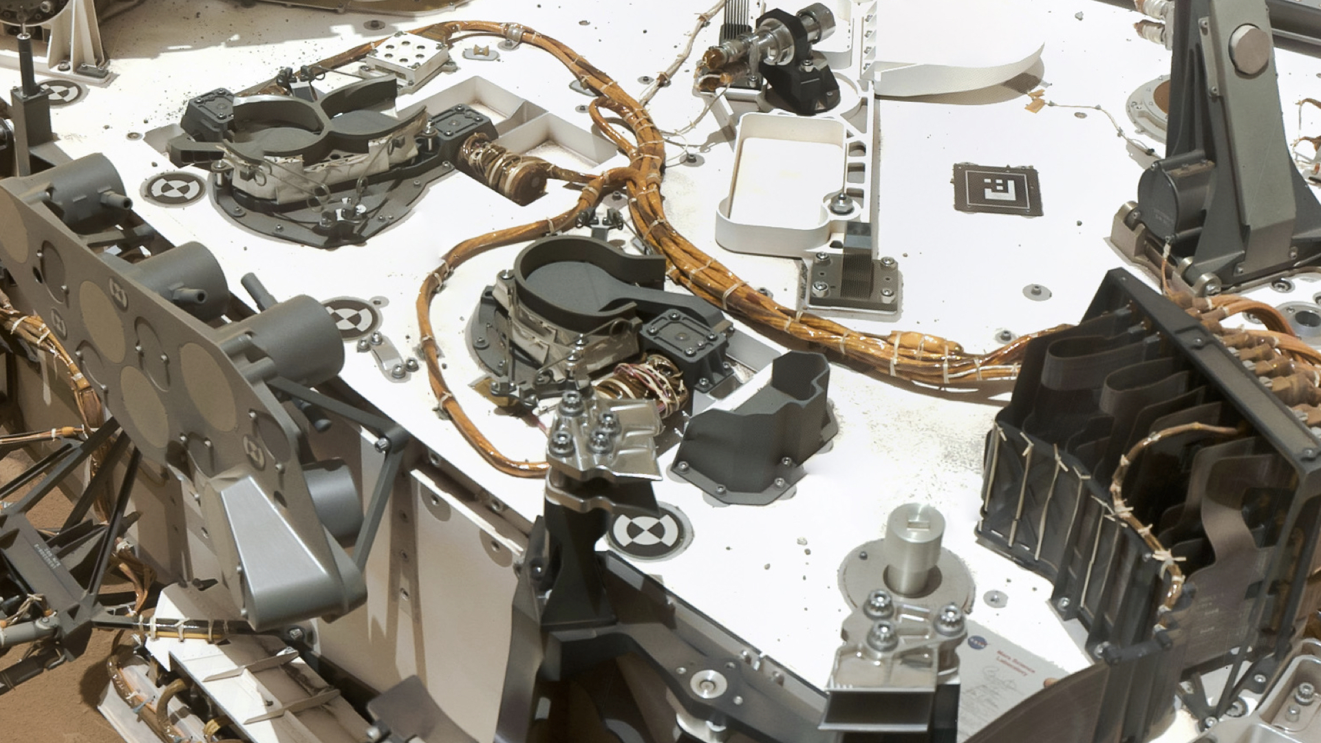 Becoming a UX desginer - WeWork 2020 2.015 | How Might We Becoming a UX designer presentation - slide 13